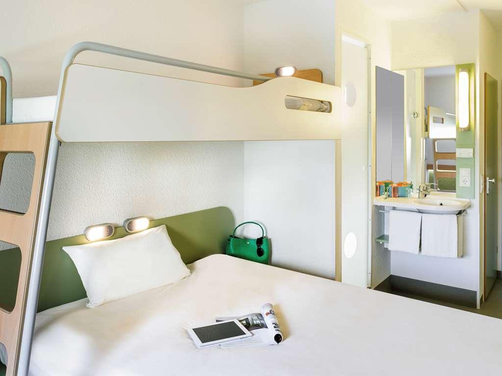 Ibis Budget - Porte De Баньоле Стая снимка