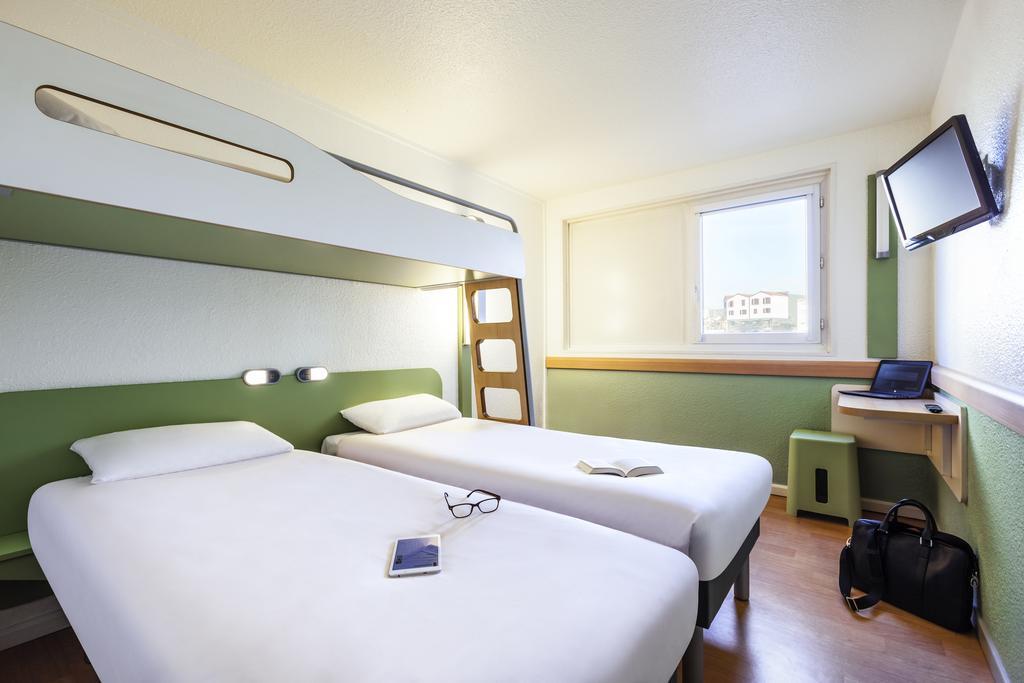 Ibis Budget - Porte De Баньоле Екстериор снимка