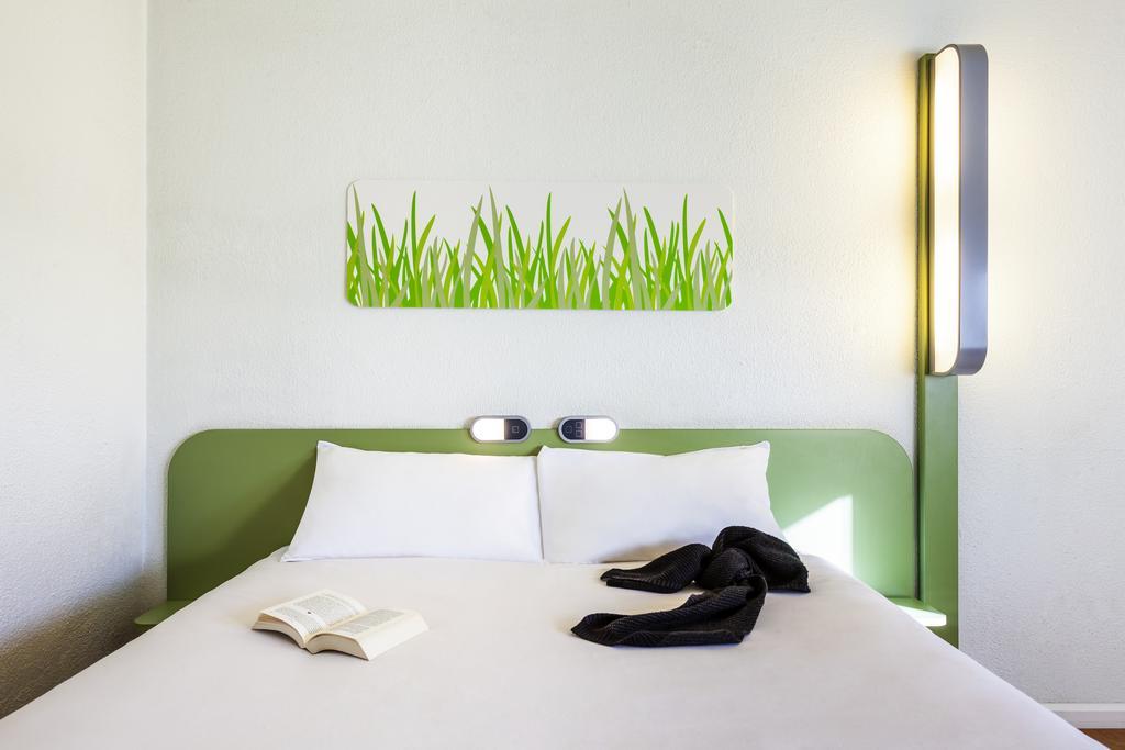 Ibis Budget - Porte De Баньоле Екстериор снимка