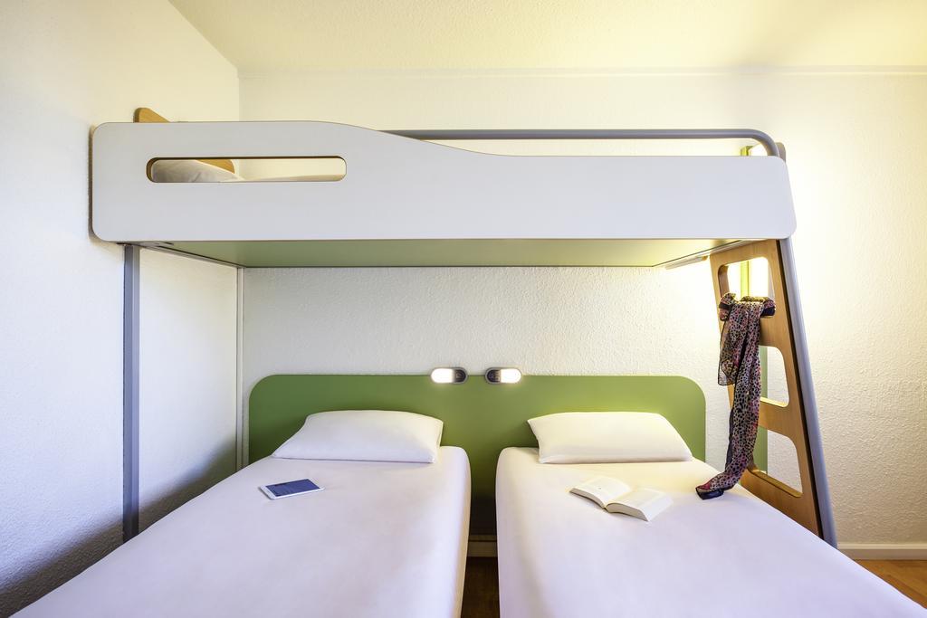 Ibis Budget - Porte De Баньоле Екстериор снимка